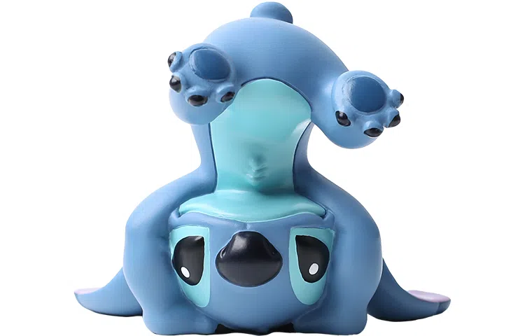 ENESCO SHOWCASE Stitch Figurine