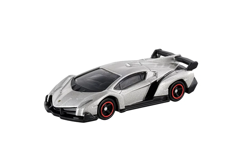 TAKARA TOMY VENENO