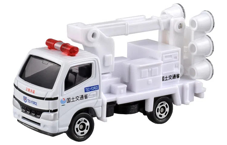 TAKARA TOMY