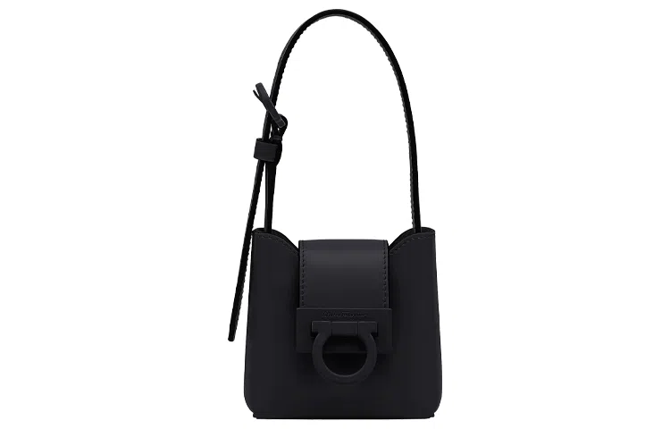 FERRAGAMO Trifolio Logo