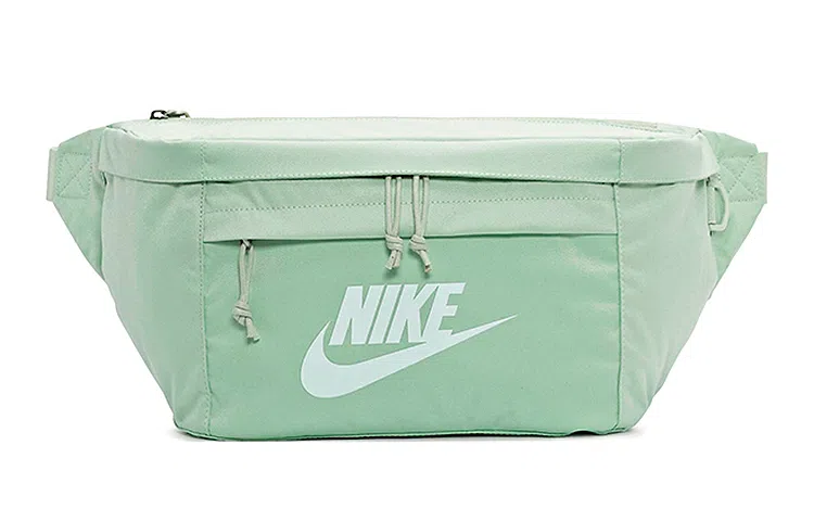 Nike Tech Hip Pack
