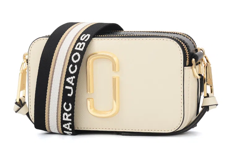 MARC JACOBS Snapshot