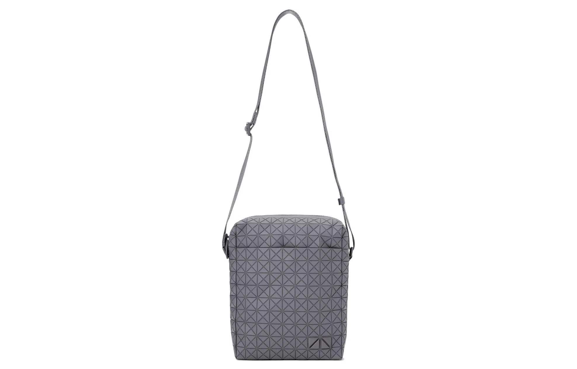 ISSEY MIYAKE Voyager