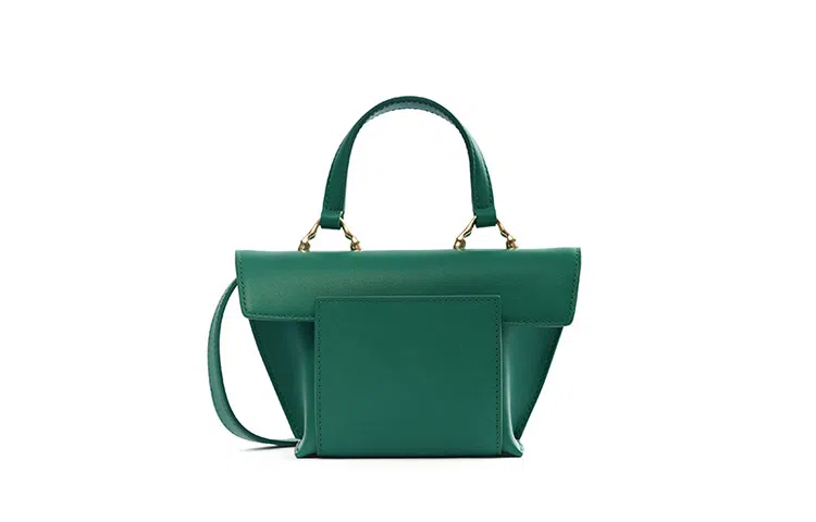 Azzurra Gronchi Italia Nano