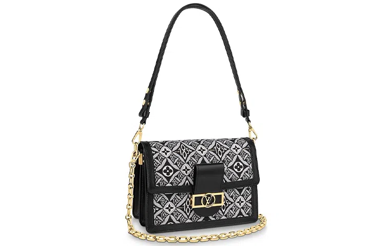 LOUIS VUITTON Dauphine MM