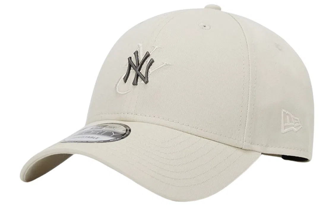 New Era NY Metal Logo Baseball Cap Off White