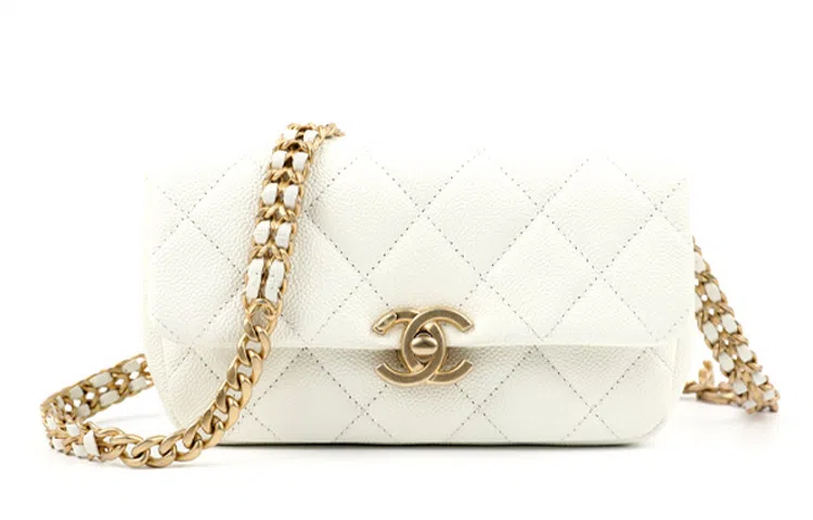 CHANEL 22P