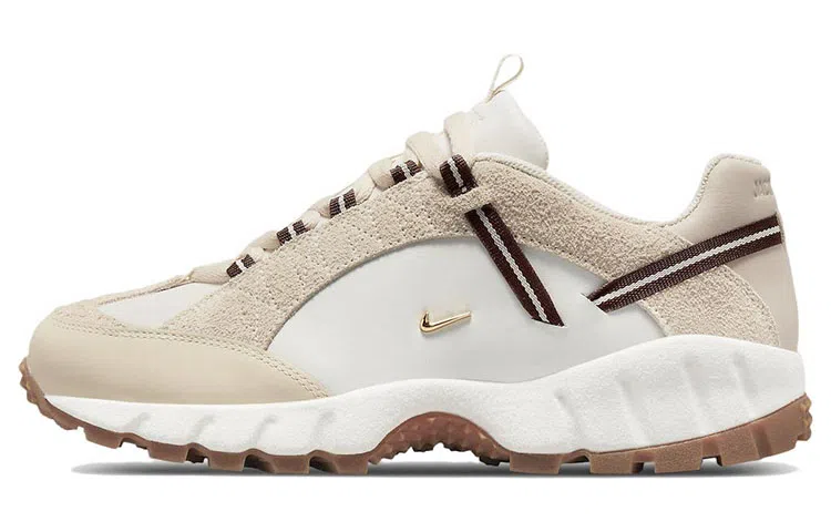 Jacquemus x Nike Air Humara LX