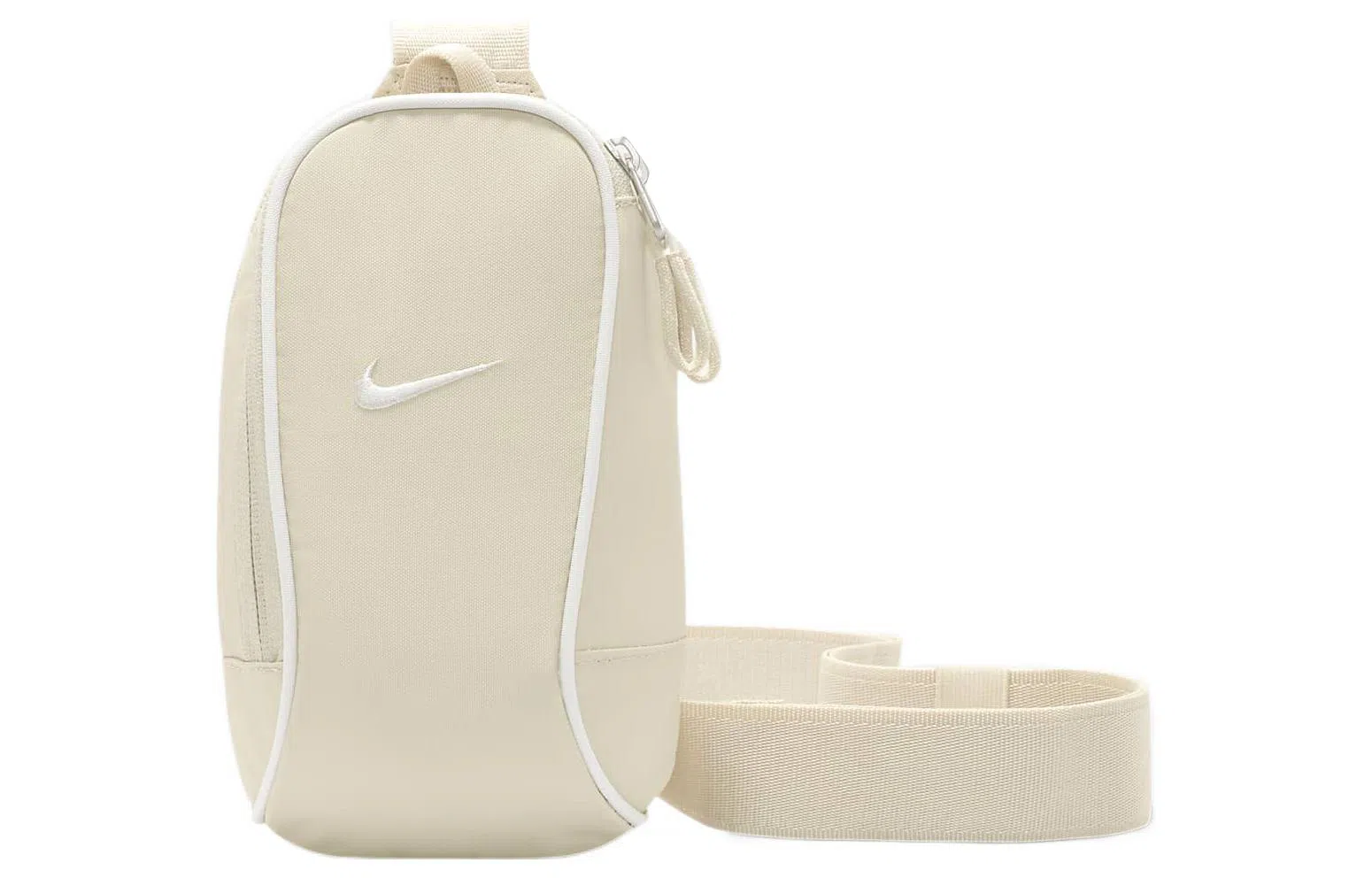 Nike Sportswear Essentials