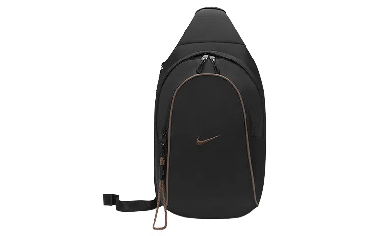 Nike Essentials Black
