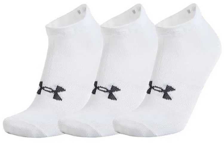 Under Armour Essential logo 3