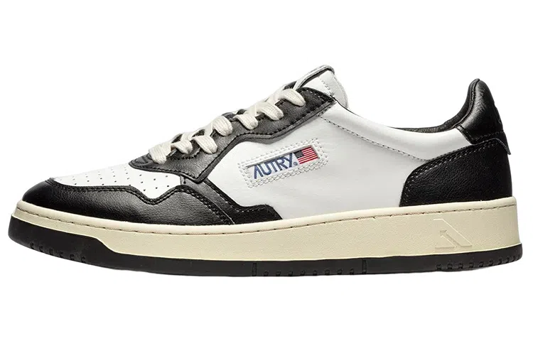 AUTRY Fashion Sneakers Black White