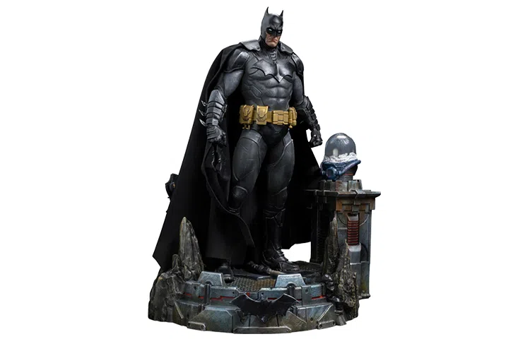 IRONSTUDIOS Batman Statue