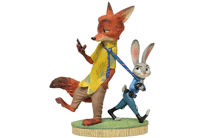 ENESCO SHOWCASE 20cm