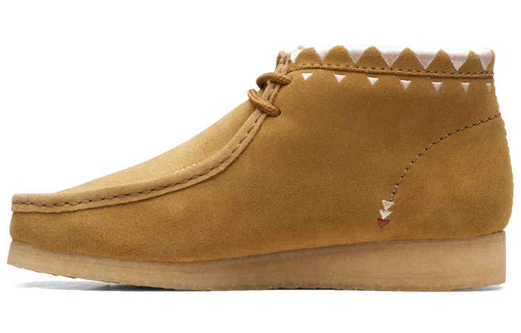 Clarks Wallabee Oak