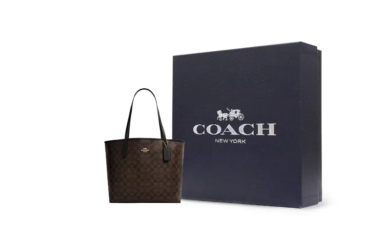 COACH City 33 Logo Tote