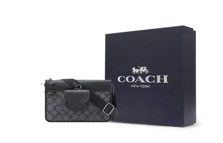 COACH Heritage 25
