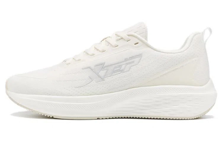 特步 柔软舒适 防滑耐磨减震 低帮 跑步鞋 帆白