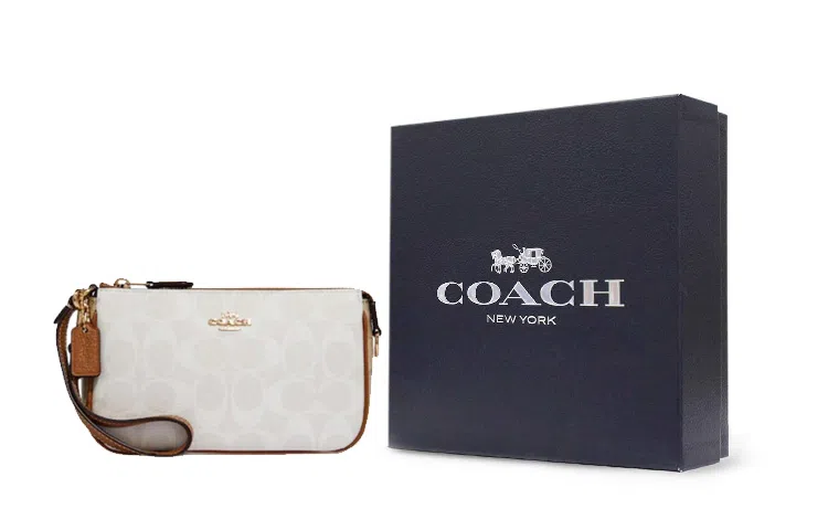COACH Nolita 19
