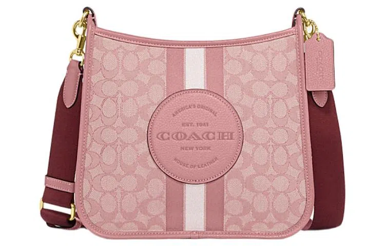 COACH Dempsey 27 Logo