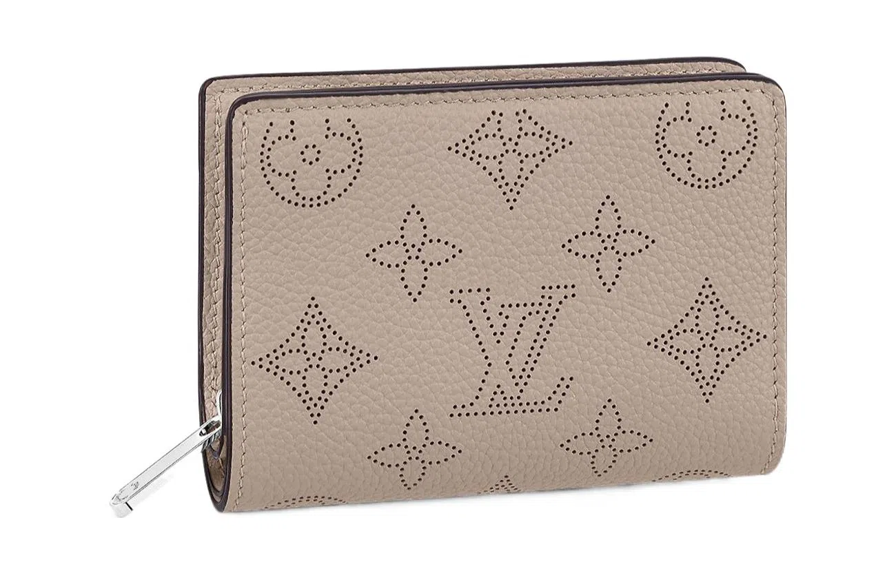 LOUIS VUITTON Cla Logo
