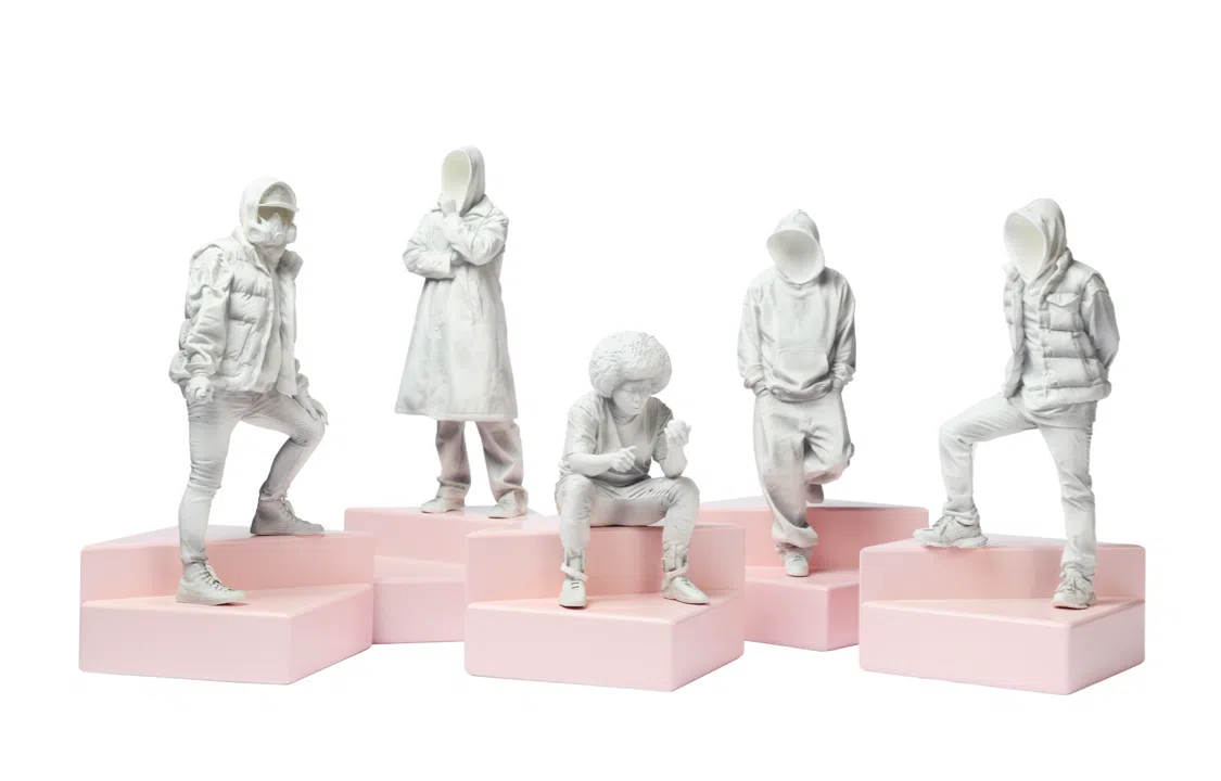 YuLong Lab WHAT'S UP PEOPLE 37cm