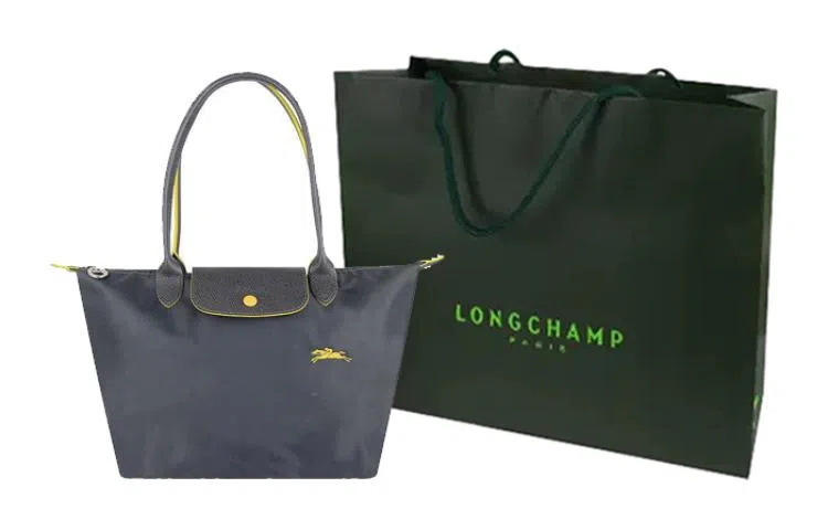 LONGCHAMP Le Pliage Club 28