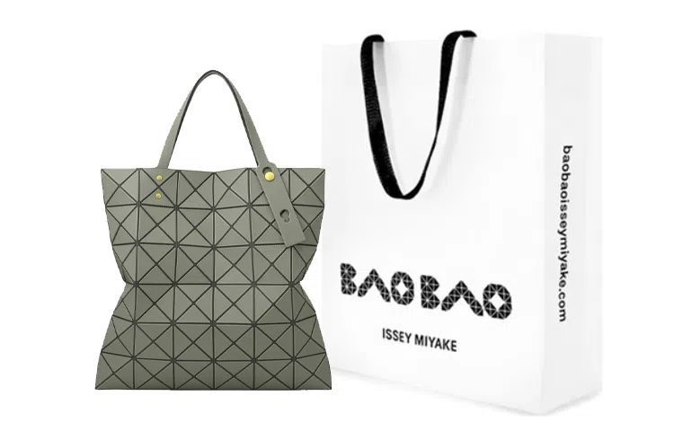 ISSEY MIYAKE 233Lucent