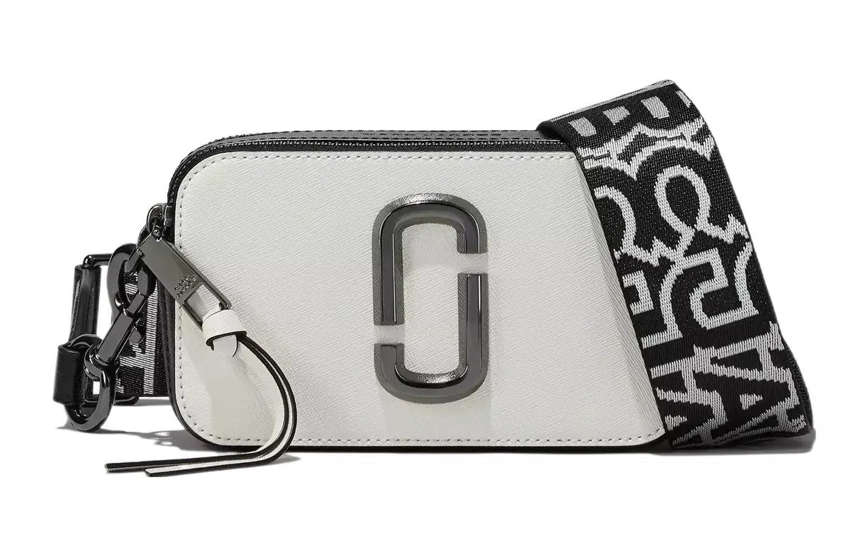 MARC JACOBS Saffiano