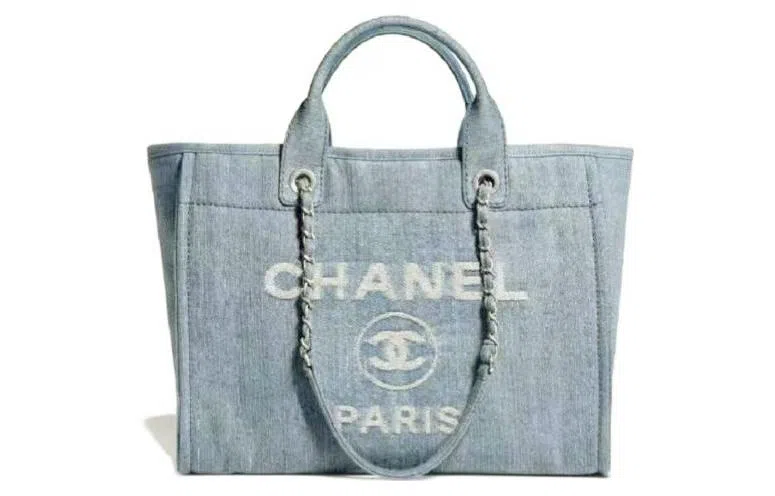 CHANEL Tote Bag