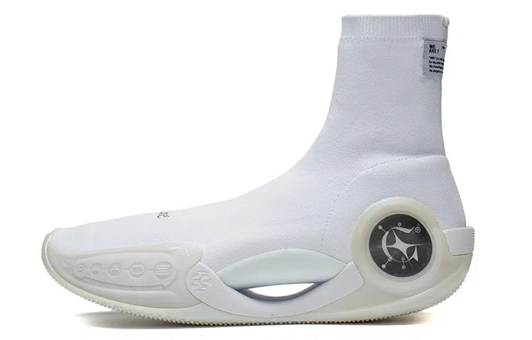 Glare x LiNing WOW 9