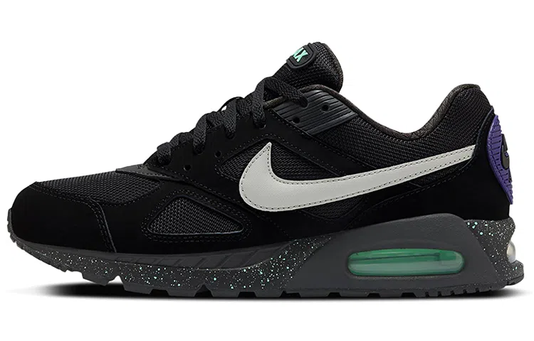 Nike Air Max Ivo Black White