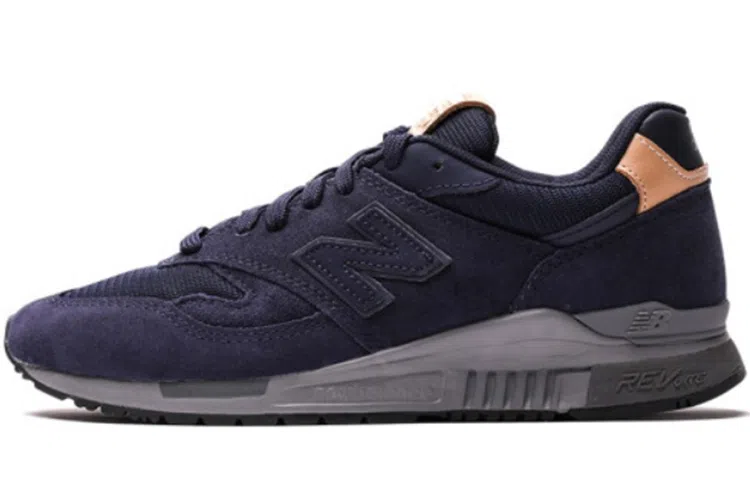 New Balance NB 840