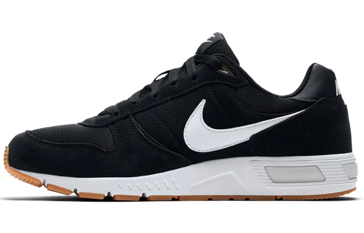 Nike Nightgazer Black White