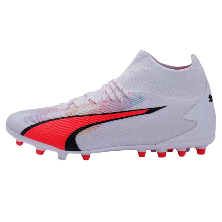 PUMA Ultra Pro MG
