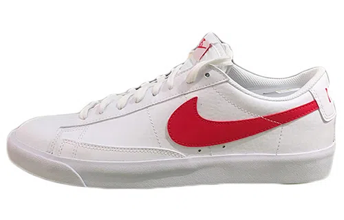 Nike Blazer Low LX Univerisity Red