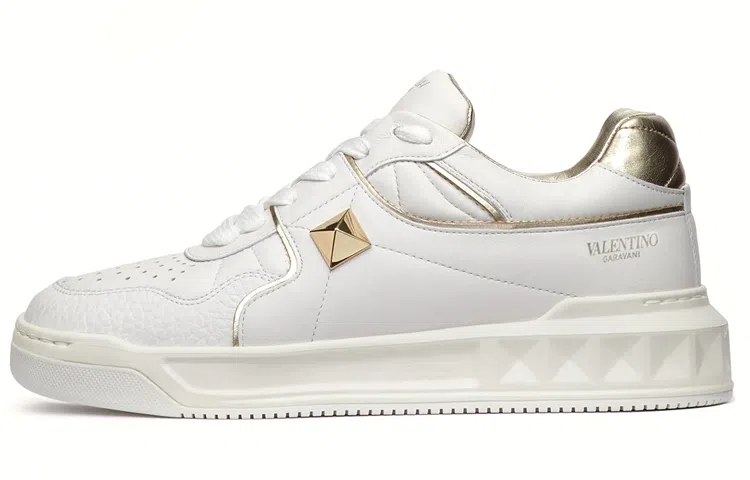 Valentino One StudGARAVANI