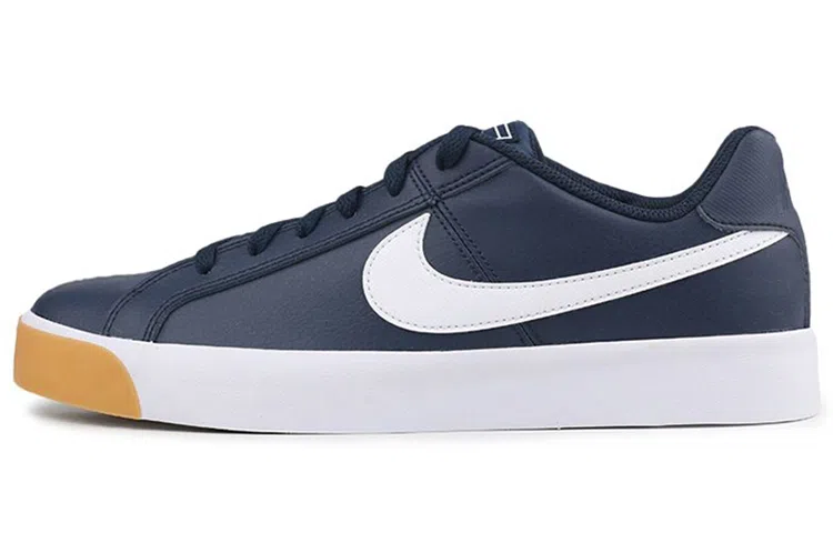 Nike Court Royale AC