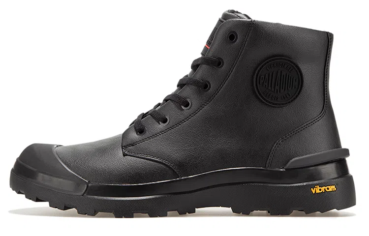 Palladium Pampa Plus LTH Black