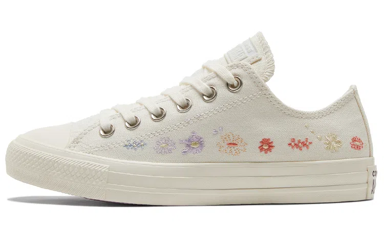Converse Chuck Taylor All Star Floral Embroidery