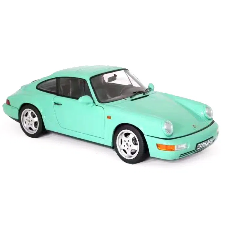 NOREV 118 911 Carrera 4