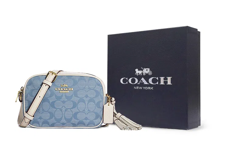 COACH Camera 20