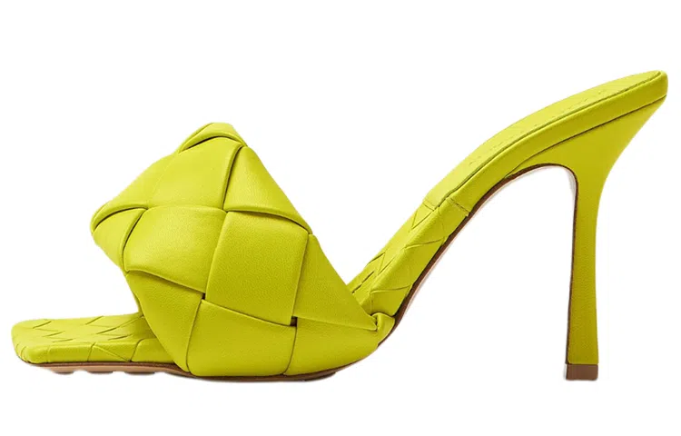 Bottega Veneta Intreccio Light Green