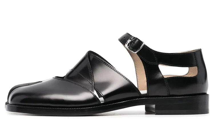 Maison Margiela Tabi Black