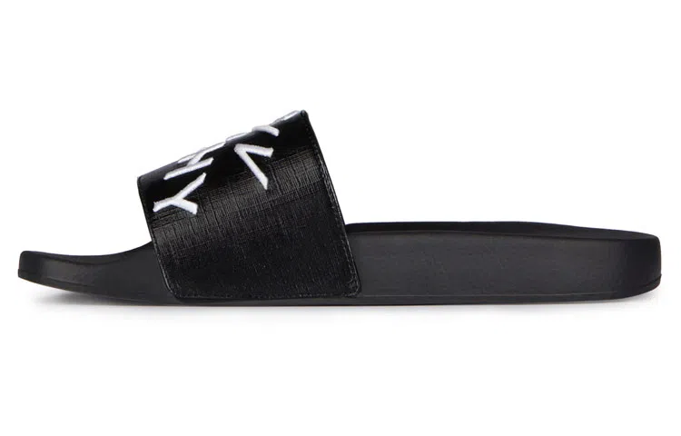 GIVENCHY