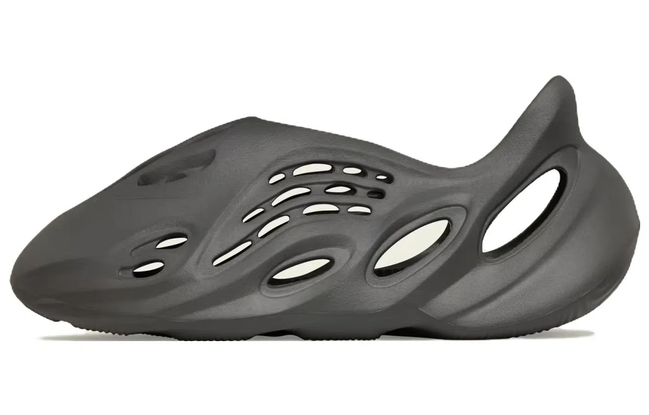 adidas Yeezy Foam Runner "Carbon"