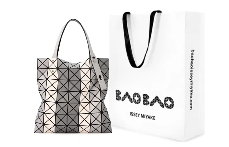 ISSEY MIYAKE PRISM STRIPE