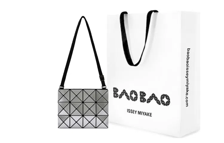 ISSEY MIYAKE Lucent Silver