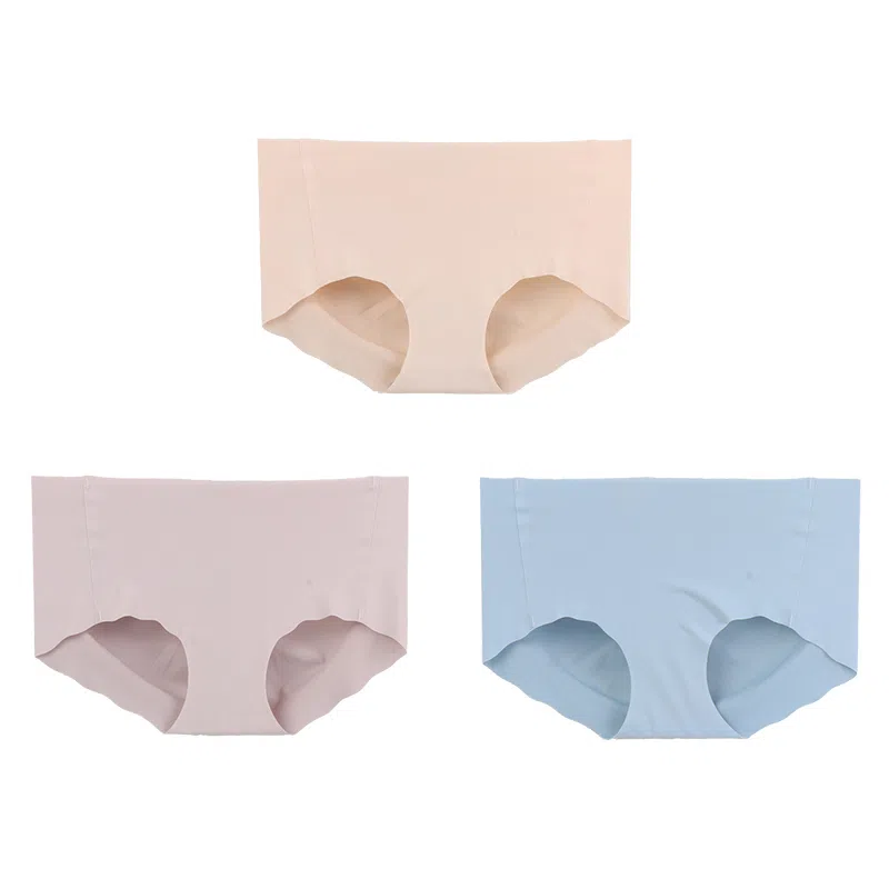 内在密码 无痕三角内裤女中腰大码女士蚕丝底裆透气底裤薄款蜜桃不夹臀
