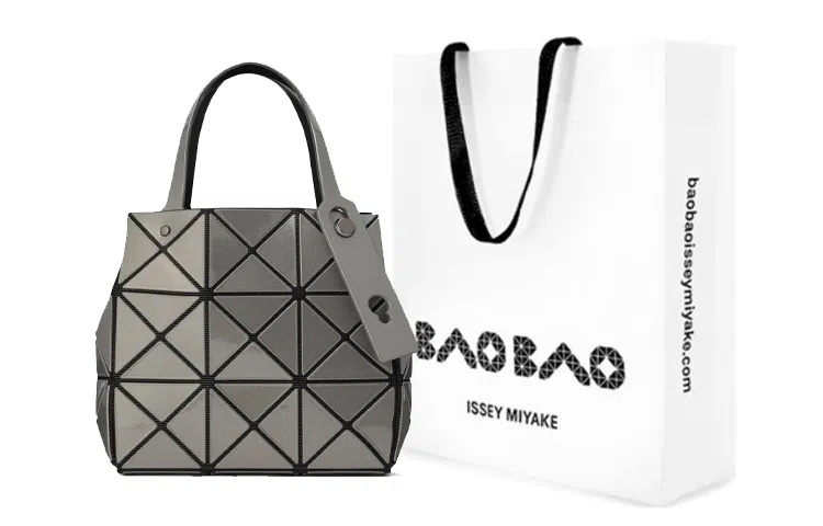 ISSEY MIYAKE CARAT Tote